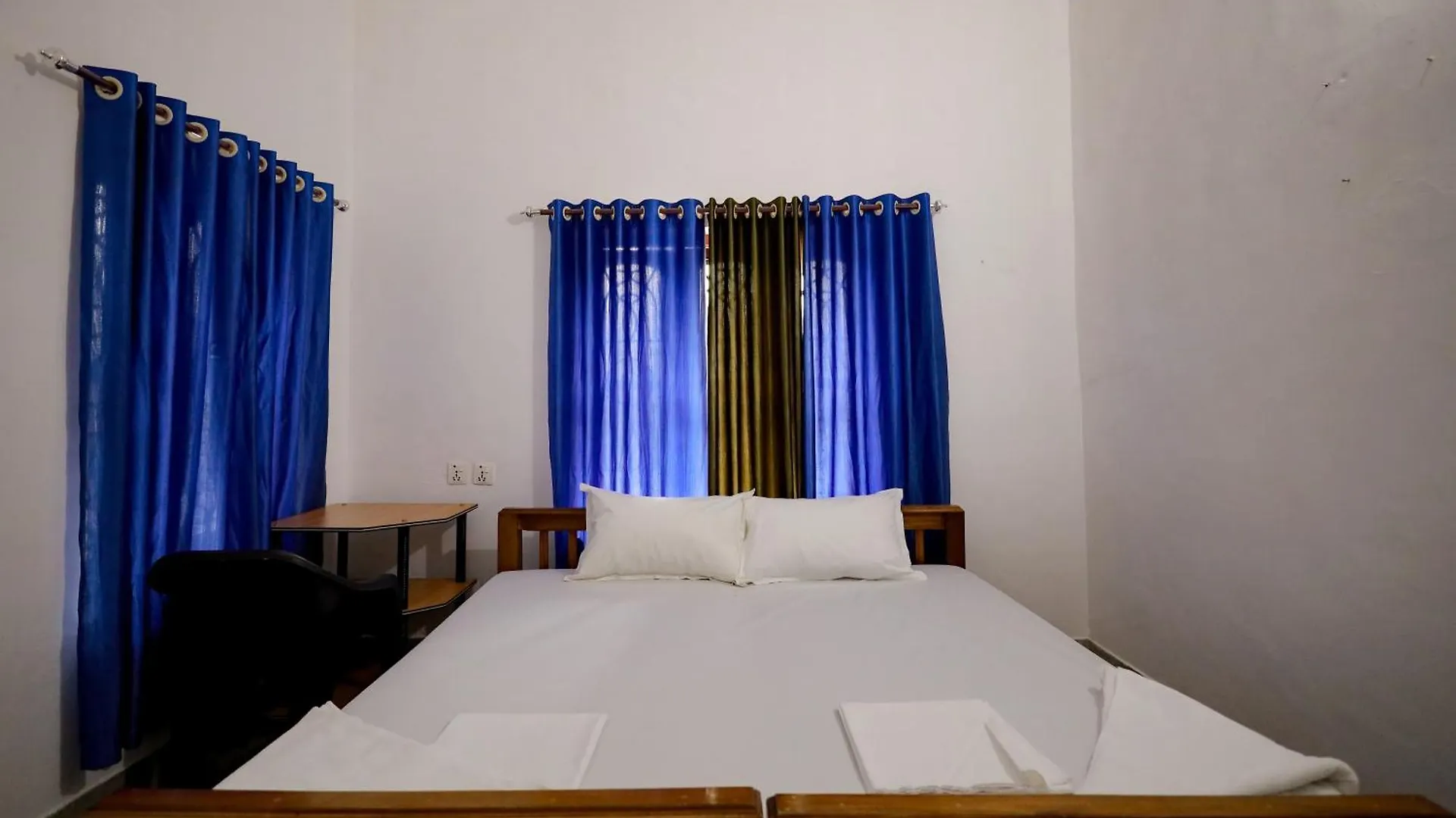 Hotel Sherin Cottage Varkala