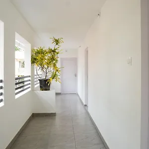 Avanthi Hotel